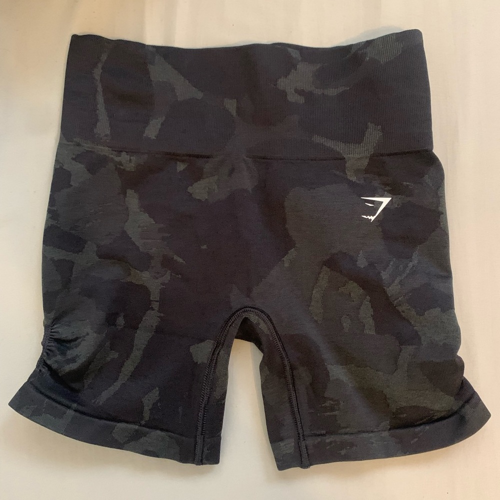 ADAPT CAMO SEAMLESS SHORTS